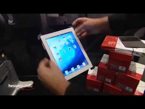 PANAIRI I LIBRIT FRANKFURT ÇELET PANAIRI ME I MADH NE BOTE ISLANDA VENDI MIK LAJM