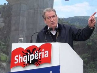 BERISHA NE PESHKOPI SULMON SERISH OPOZITEN PER INTEGRIMIN NE BE LAJM
