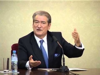 BERISHA THIRRJE RAMES PERSERIT FTESEN DHE IRONIZON PER LIBRIN E RI LAJM