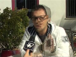 POLITIKANET SHKRIMTARE SHTOHET NUMRI I POLITIKANEVE QE BOTOJNE LIBRA LAJM