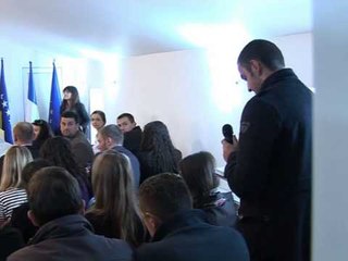 VETEVENDOSJE PER VERIUN MINISTRI I BRENDSHEM ESHTE ZEDHENES I KFOR LAJM