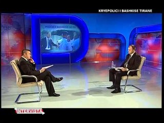 RREFIMI I FLORENC HOXHES KREU I POLICISE BASHKIAKE PERBALLE GAZETARIT PEZA LAJM