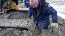 Ever Meet Funny Excavator Help People Deep In Mud, Amazing Excavator Driving Skills Compil