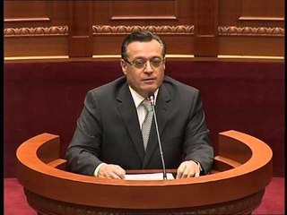 TRUALLI SHTETEROR OPOZITA AKUZON SE LIGJI I SHERBEN FAMILJES SE BERISHES LAJM