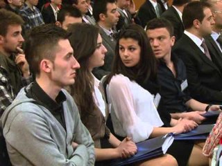 SHQIPERIA DIXHITALE BERISHA PREMTON MBESHTETJEN E ZHVILLIMIT TE TEKNOLOGJISE LAJM