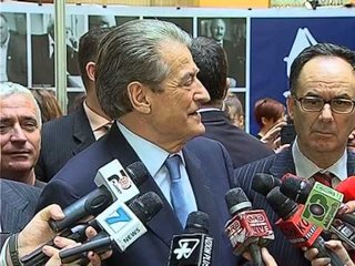 BERISHA PER RAMEN ZOTI NA RUAJT NGA POLITIKANET DHE SHKRIMTARET E DESHTUAR LAJM