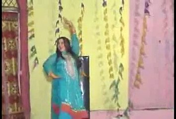 Nadia Gul New Dance 2016 - Da Kabul Hawa_low