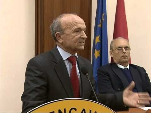 KRIMET E KOMUNIZMIT TJETER NISME LIGJORE PER HAPJEN E DOSJEVE TE SIGURIMIT LAJM