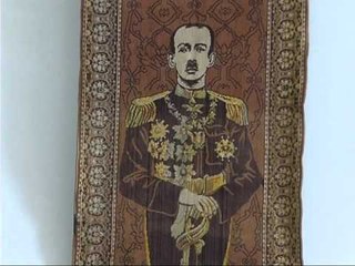 SHUHET LEKA ZOGU PRETENDENTI PER FRONIN MBRETEROR VDIQ NE SPITAL LAJM