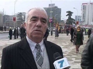 QYTETARET TE PAKENAQUR RRITJA E ÇMIMIT E PAKUPTIMTE UJI NUK VJEN NE RUBINETA LAJM