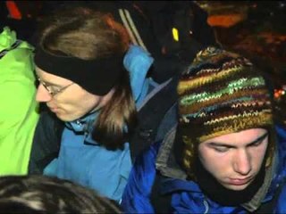 MBETJET NUKLEARE POLICIA GJERMANE ARRESTON 900 PROTESTUES LAJM