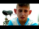 Apeli i një fëmije që kërkon të shkojë në shkollë - Top Channel Albania - News - Lajme