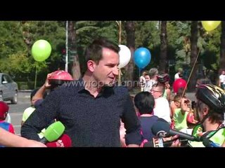 Dita pa makina - Top Channel Albania - News - Lajme