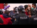 Austri, zbarkojnë mbi 13 mijë refugjatë sirianë - Top Channel Albania - News - Lajme