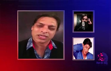 Shoaib Akhter Having Fun With Sharukh
