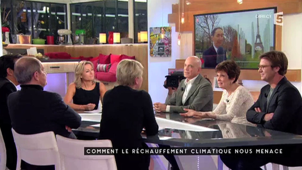 Philippe Verdier rhabillé pour l'hiver dans "C à vous"