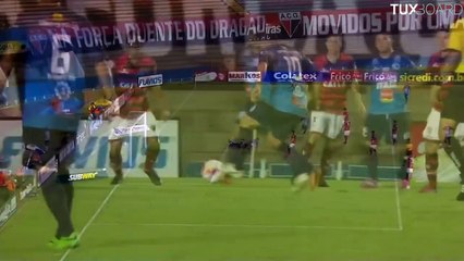 Top 3 most beautiful goals of the year in football :  Lira, Messi and Florenzi
