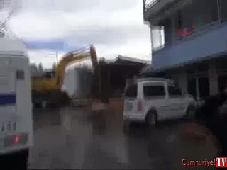 Pendik'te olaylı yıkım