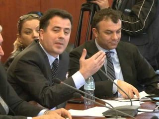 LESKAJ MERR “BEKIMIN” MAZHORANCA MIRATON DEKRETIN VETEM ME VOTAT E SAJ LAJM