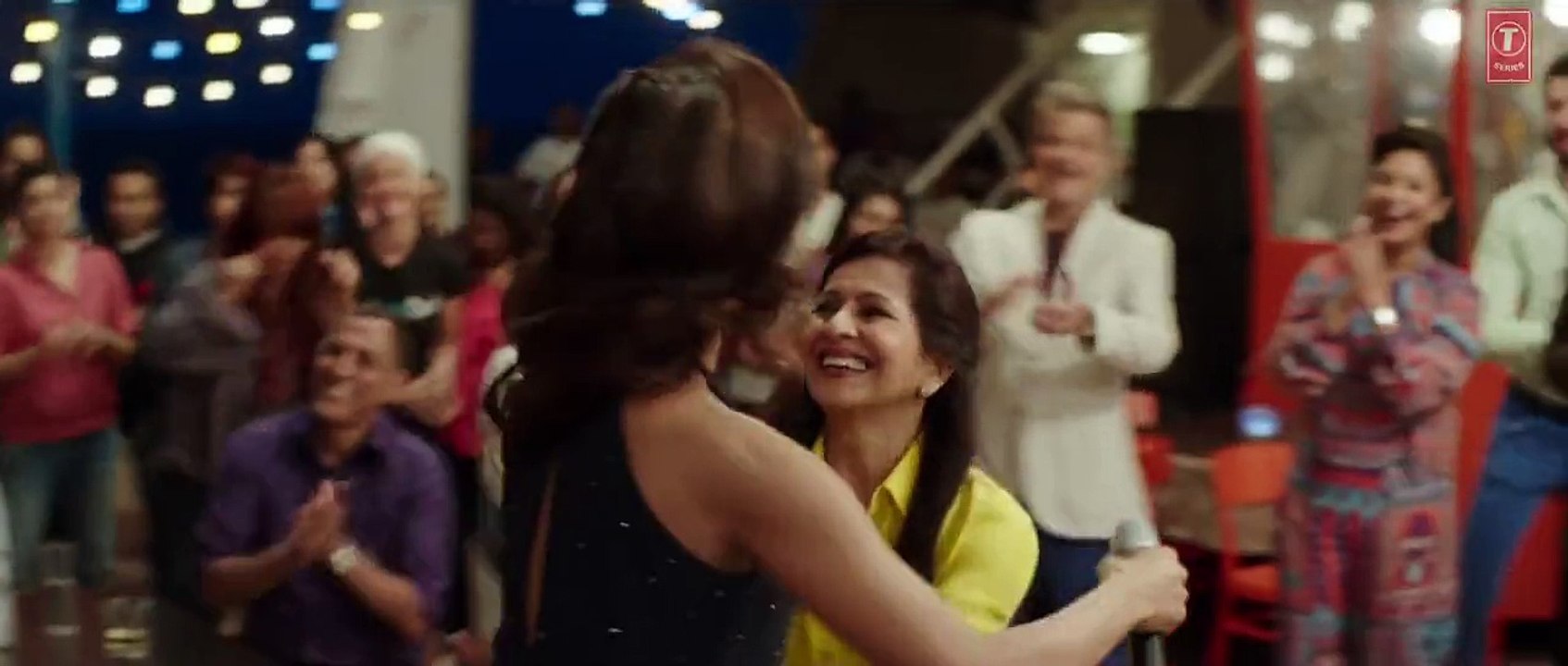 'Gallan Goodiyaan' Video Song _ Dil Dhadakne Do