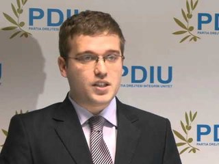 REAGON PDIU FALENDEROJME KSHH,KERKOJME ZGJIDHJE NGA SHTETI LAJM