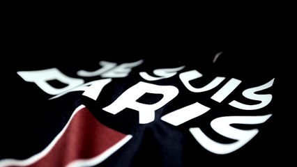 Top Stars Unite To Pay Tribute To Victims Of Paris Attacks