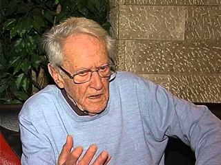 LIBRI ELEKTRONIK AMIK KASORUHO FLET PER LIBRIN NE EPOKEN E INTERNETIT LAJM