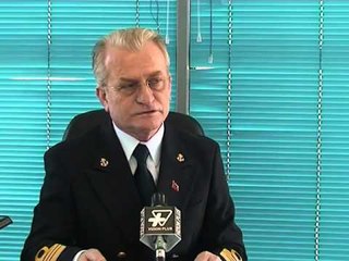 PARALIZOHEN PORTET PEZULLOHET NISJA E TRAGETEVE NGA DURRESI DHE VLORA LAJM