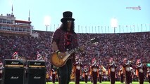 Slash : Star-Spangled Banner avec une fanfare (USC vs UCLA)