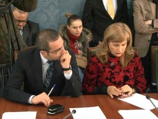 SPAHIU TE LIGJET PERPLASET ME DEMOKRATET DHE NUK LEJOHET TE FLASE LAJM