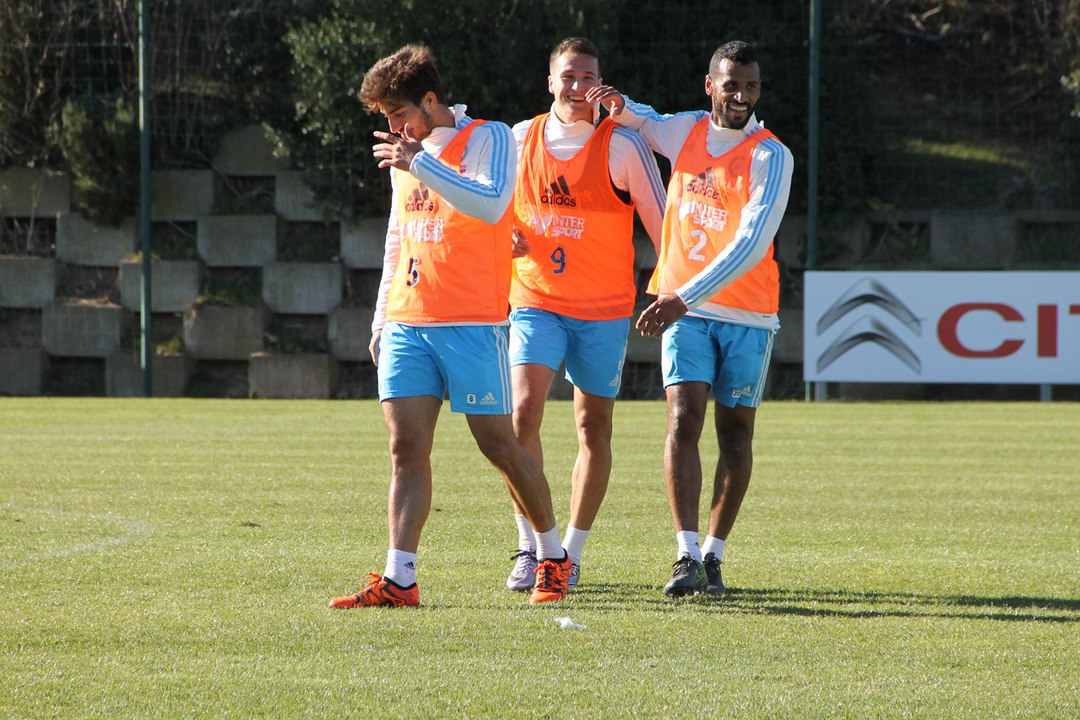 Manquillo délivre les orange