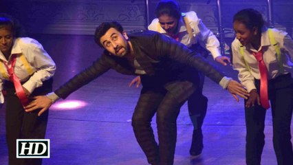 Ranbir dances with kids on Matargashti and Badtameez Dil