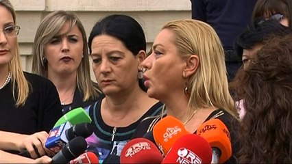 GRATE DEMOKRATE KERKOJNE QE PROKURORIA TE NISE HETIM PER VELIAJN,USHTROI DHUNE LAJM