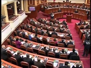 RAMA MBLEDH DEPUTETET QEVERIA E PAAFTE TE PERBALLOJE KRIZEN E MOTIT LAJM