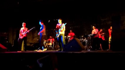 AQUI TEM JOVEM AQUI TEM FOGO - BANDA PAZ INQUIETA AO VIVO MARANHÃO