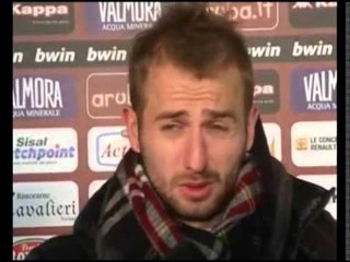 RREFEHET MIGJEN BASHA DUA TE LUAJ PER SHQIPERINE POR ZVICRA NUK ME LEJON LAJM