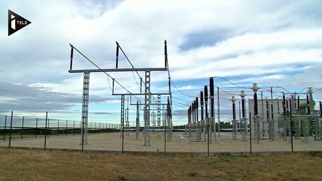 La France inaugure la plus grande centrale solaire d'Europe