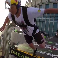 Isso sim é ADRENALINA mané !!! sunglasses emoticon
