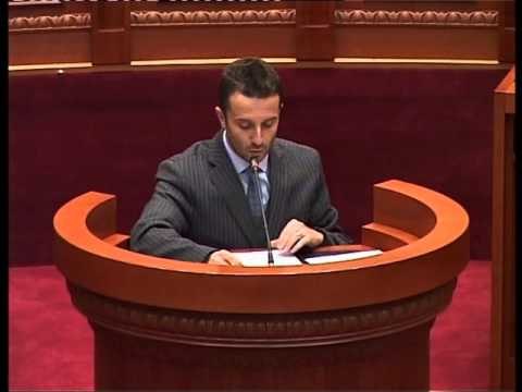DEBAT NE PARLAMENT PERPLASJE PER SHKAK TE SITUATES SE EMERGJENCES LAJM