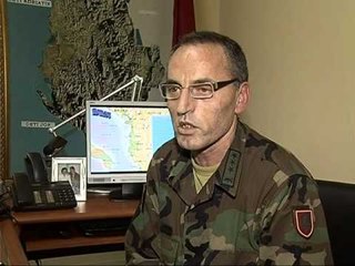 USHTRIA NE GADISHMERI JA KU OPEROJNE FORCAT E USHTRISE NE VERI TE VENDIT LAJM