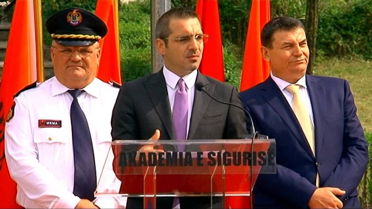 MINISTRI TAHIRI SIGURON NUK DO TE GJOBITET PER SHPEJTESI ASKUSH NESE POLICI NUK KA RADAR LAJM
