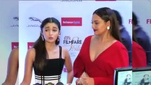 Filmfare Glamour And Style Awards 2015 - Sonakshi Sinha Deep Cleavage Visible_2