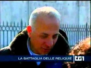 REVOLTOHEN BESIMTARET NUK LEJOJNE DERGIMIN E STATUJES SE SHENJTIT NE SHQIPERI LAJM