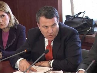 KOMISIONI I EKONOMISE SHUMICA MIRATON E VETME PROJEKTLIGJIN PER PRONAT LAJM