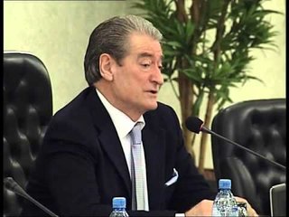 PASAPORTA 100 MIJE EURO SERBIA E SHQETESUAR PER NISMEN E QEVERISE BERISHA LAJM