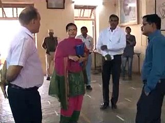 Narmada Collector visits Vote Counting Center
