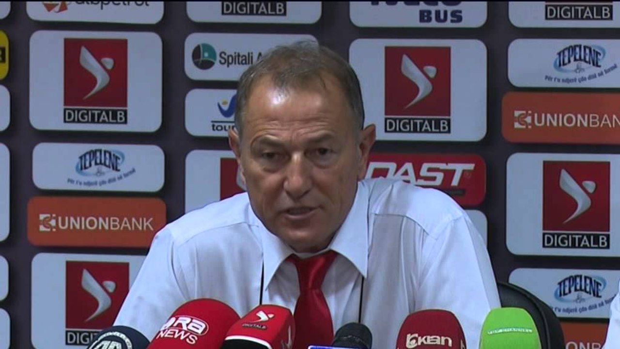 DE BIASI SHPALL LOJTARET ANTI SERBI RIKTHEHET ALBAN MEHA,ITALIANIN NUK E TREMB ASKUSH LAJM