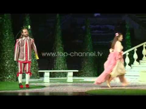 “Tartufi” nis sezonin e Teatrit Kombëtar - Top Channel Albania - News - Lajme