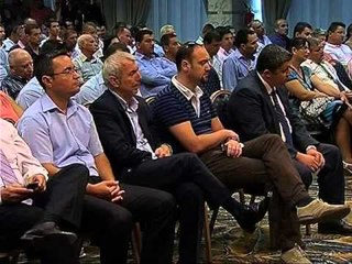 PERÇAHEN ÇAMET DASHAMIR TAHIRI KERCENON ME LARGIM NGA PDIU LAJM