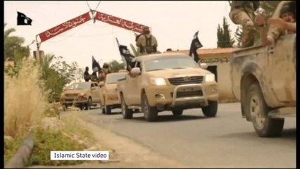 ISIS SHKATERRON EDHE HARKUN E TRIUMFIT NE QYTETIN E LASHTE TE PALMIRES NE SIRI LAJM